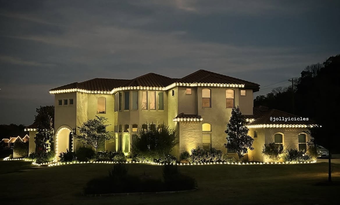 Estate Roofline Lighting