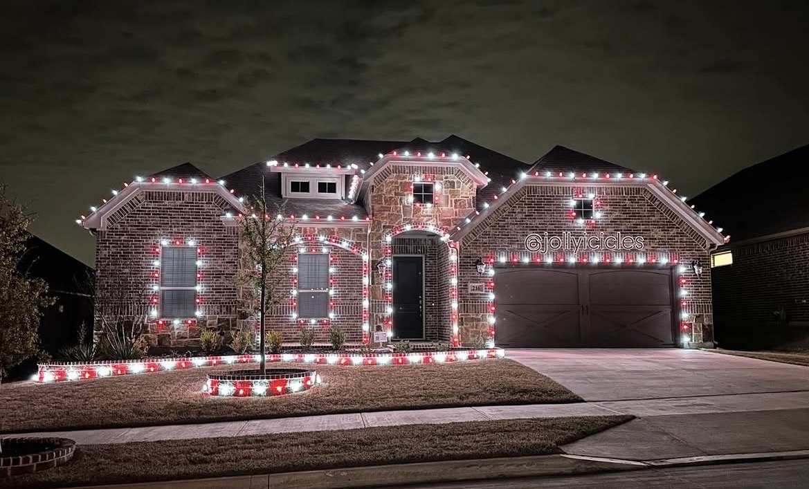 Holiday Lighting Maintenance
